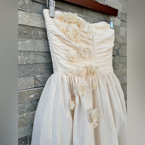 Oh Polly Bandeau Floral-Appliqué Corset Mini Dress Cream White Ivory 0 (XS) - Picture 12 of 16